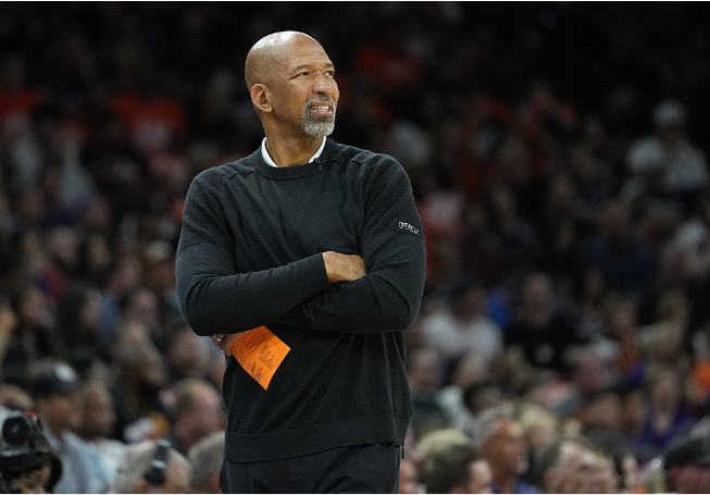底特律活塞队任命蒙蒂威廉姆斯为 NBA 薪酬最高的主教练